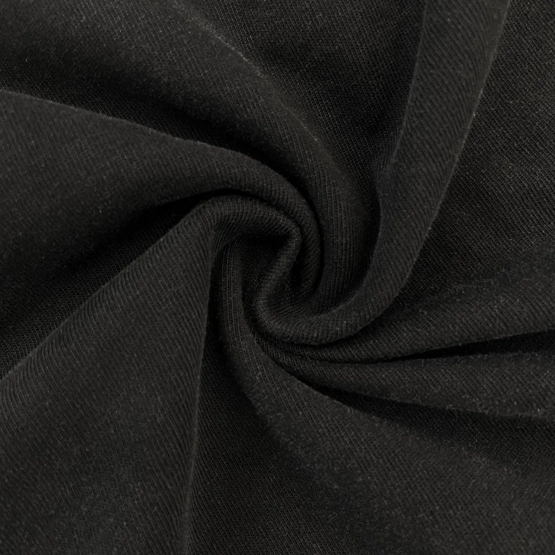 Mechao Saint Michael LOVE washed retro printed old washed loose short-sleeved T-shirt with digital white ink direct printing, the fabric is breathable and the pattern is three-dimensional and clear. Fabric: Double yarn 240 grams Style number: S882 Size: S-M-L-XL Color: Washed black Price: P118